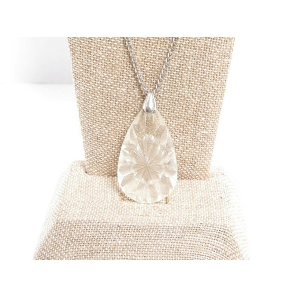 VINTAGE FACETED CRYSTAL PENDANT NECKLACE - Picture 3 of 3
